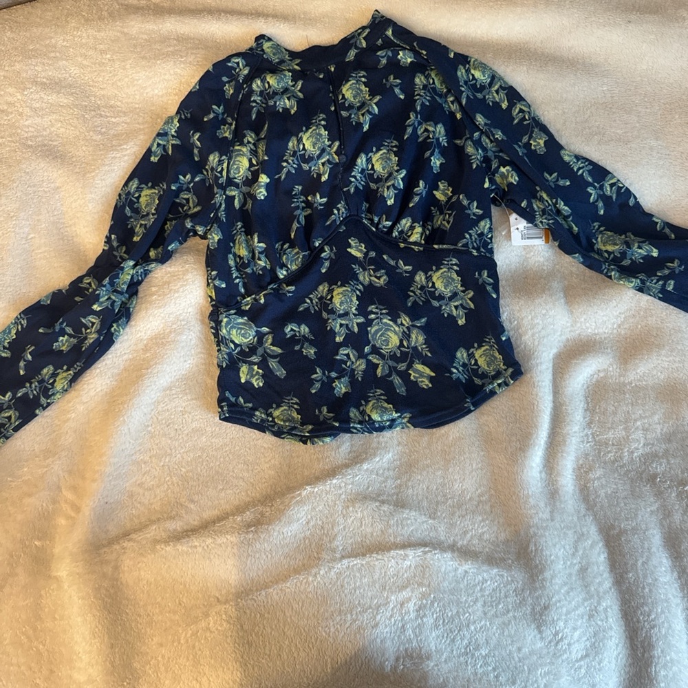 Floral Navy Top